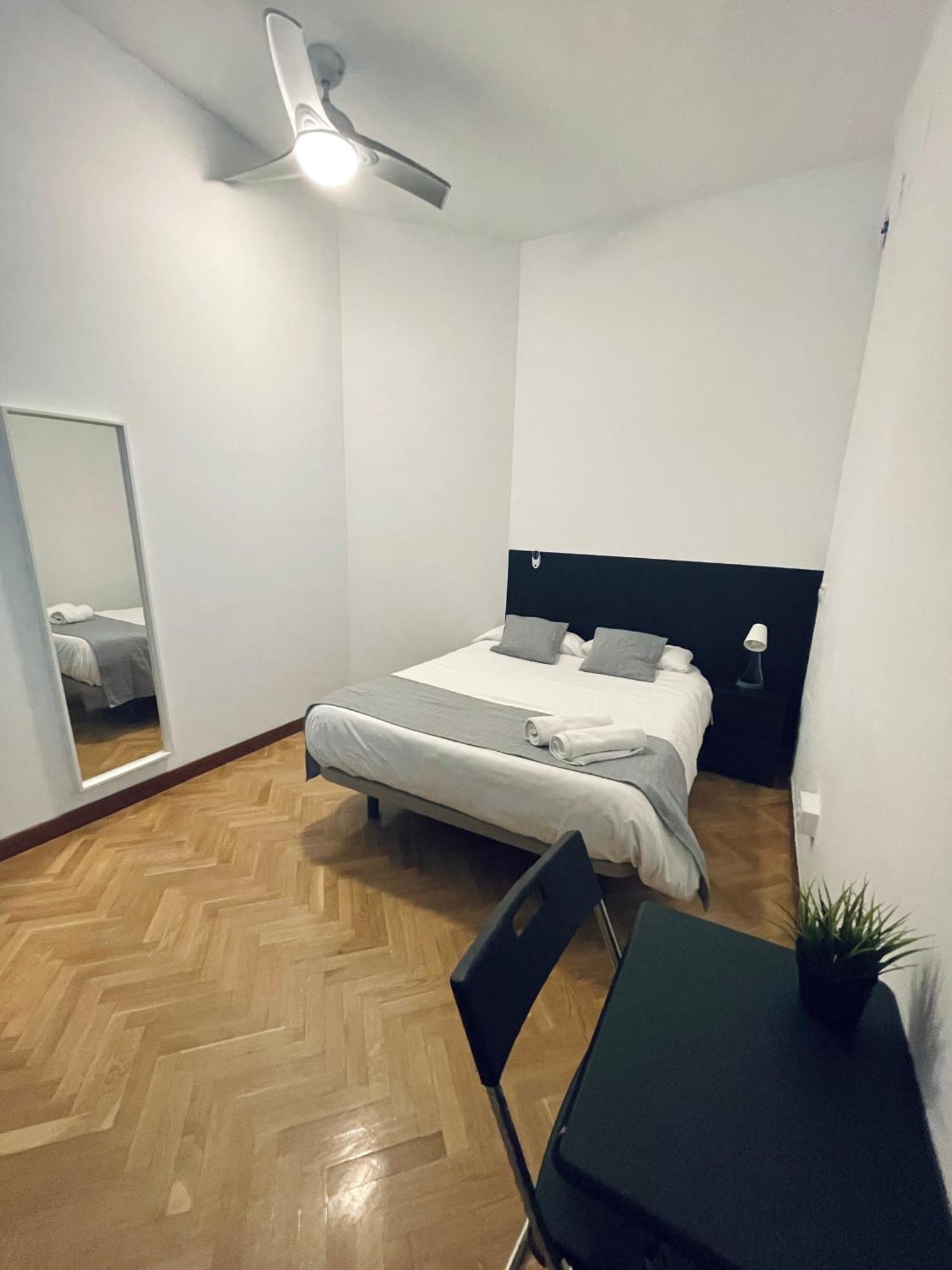 Ibiza Habitaciones Madryt Zewnętrze zdjęcie