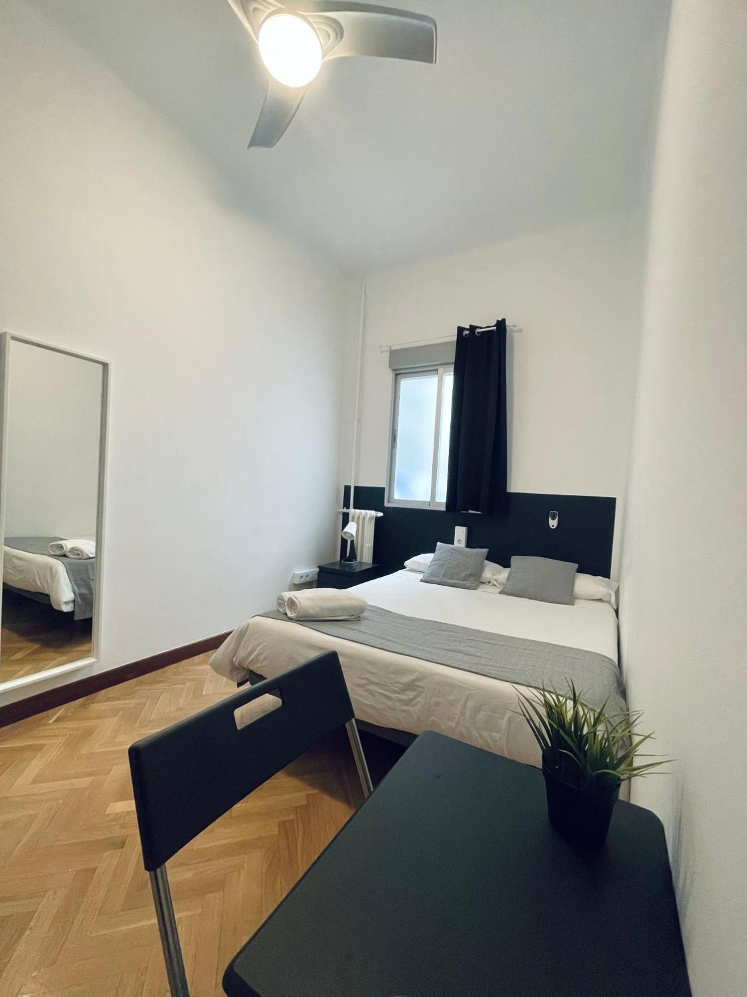 Ibiza Habitaciones Madryt Zewnętrze zdjęcie